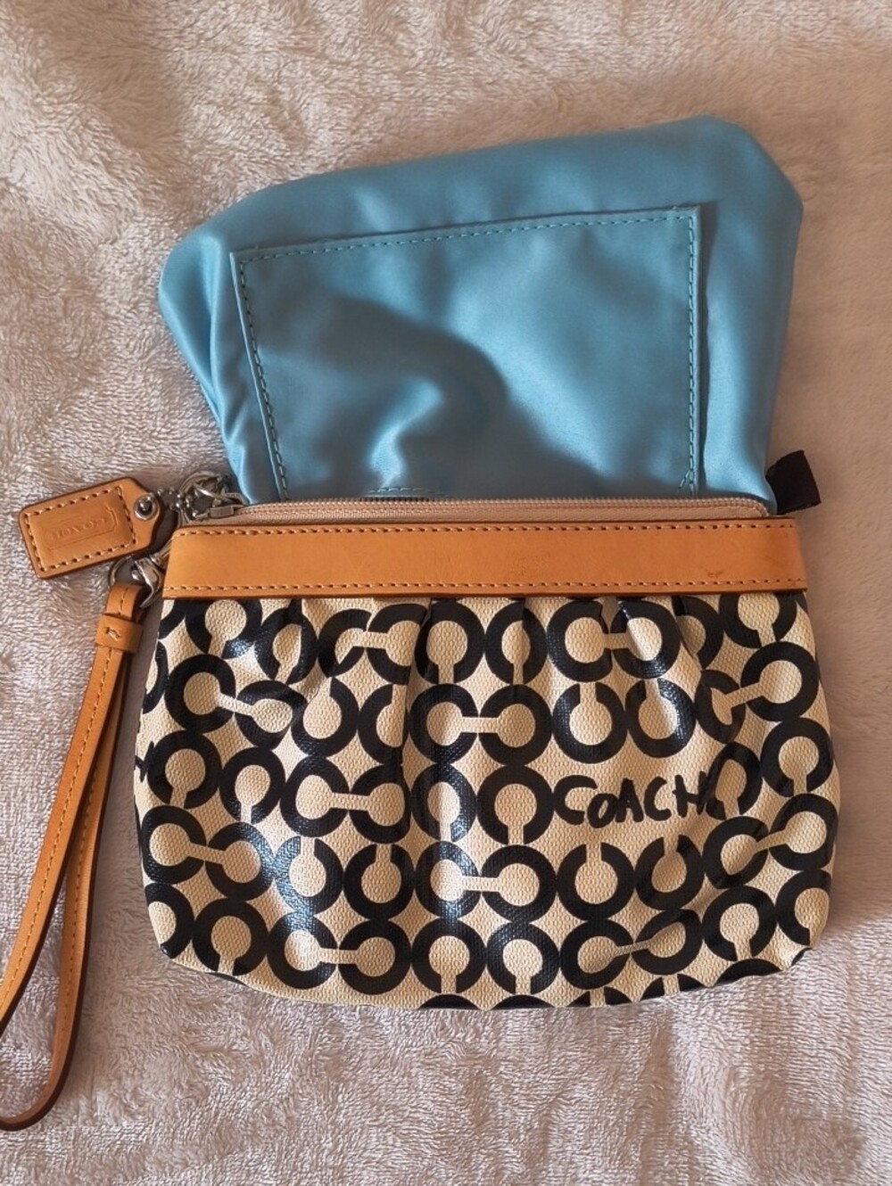 Coach Black and Tan Signature C Wristlet - Picture 5 of 5